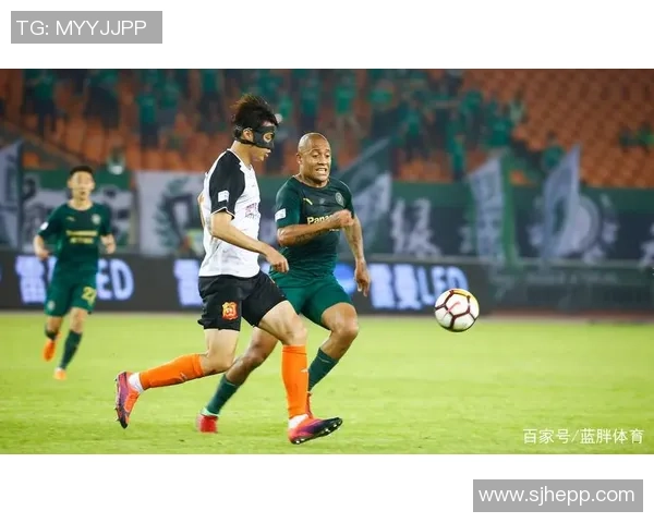 武汉足球队意识争议引发热议球迷与专家观点碰撞激烈 武汉足球队意识争议引发热议球迷与专家观点碰撞激烈