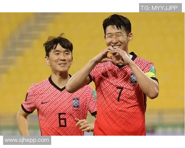 韩国男足球明星盘点及其在国际赛场上的精彩表现